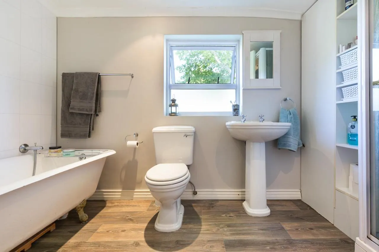 Rustic Manor Guest House Tokai