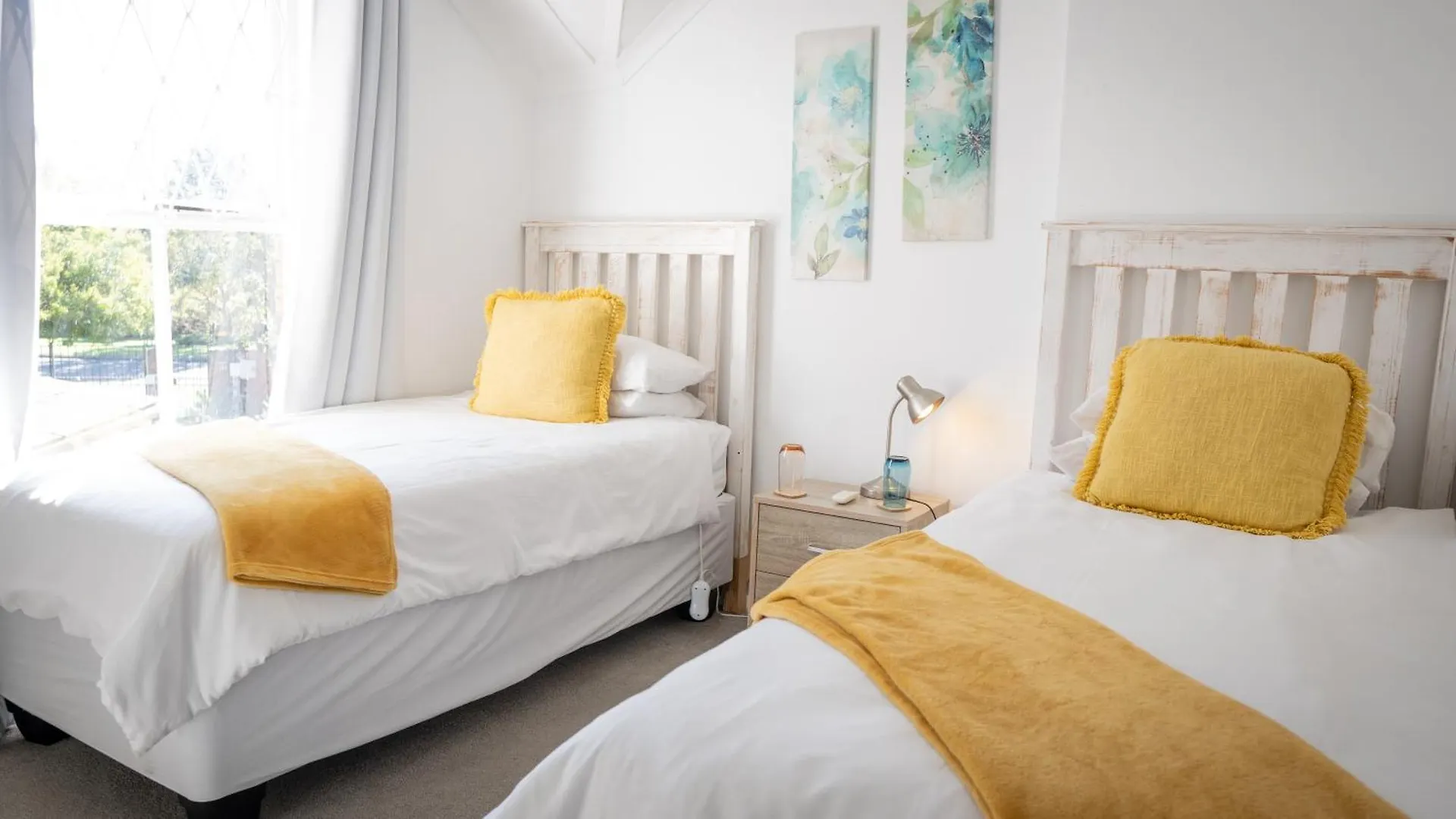 Rustic Manor Guest House Tokai